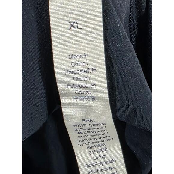 Crazy Yoga Navy sports bra in size XL - Picture 4 of 4